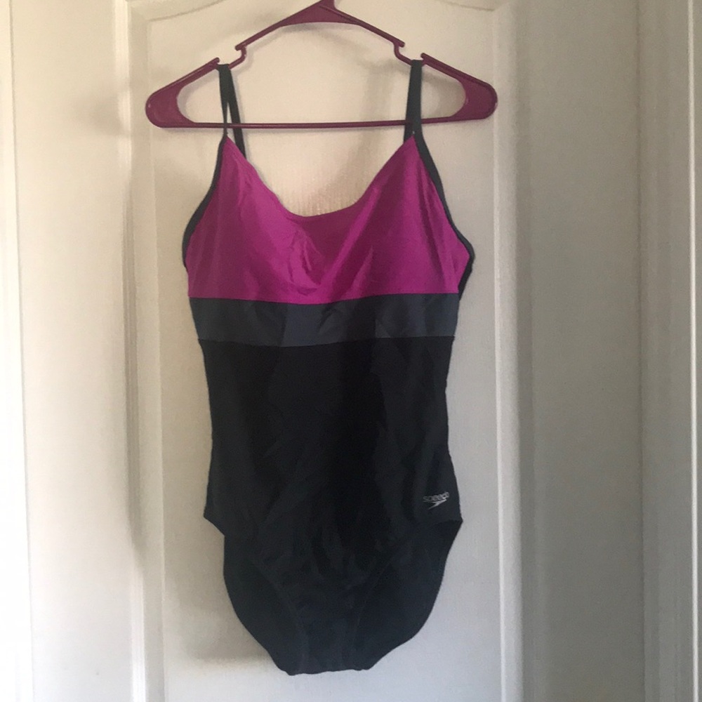 Ladies SPEEDO swimsuit {Sz. 12}